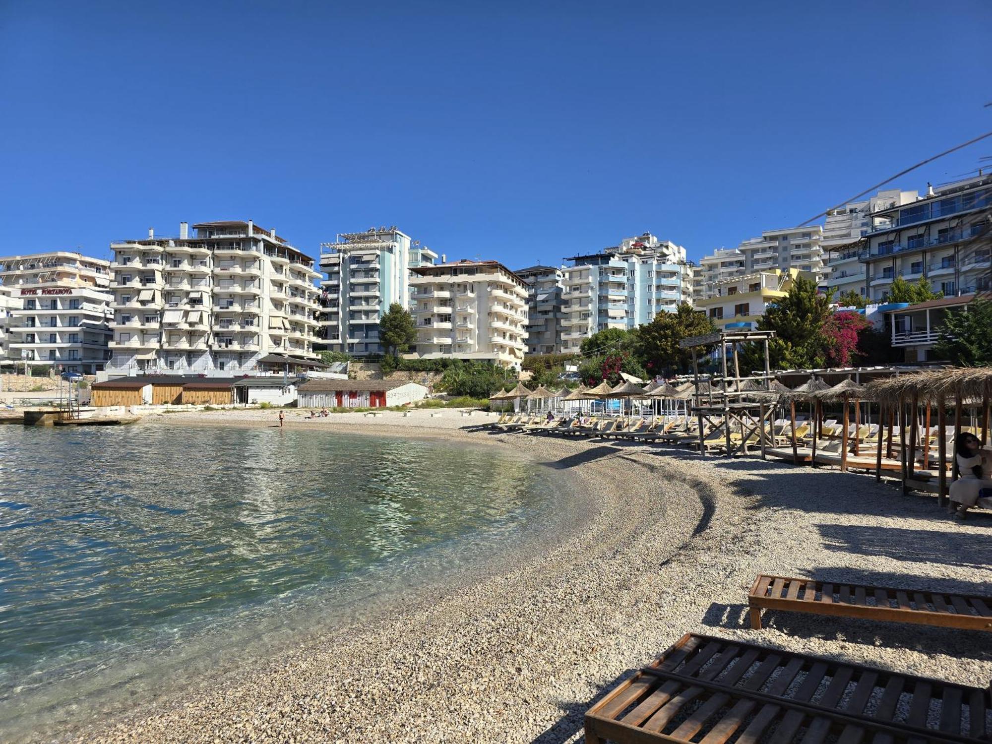 Happy Stay Eri Sarandë エクステリア 写真