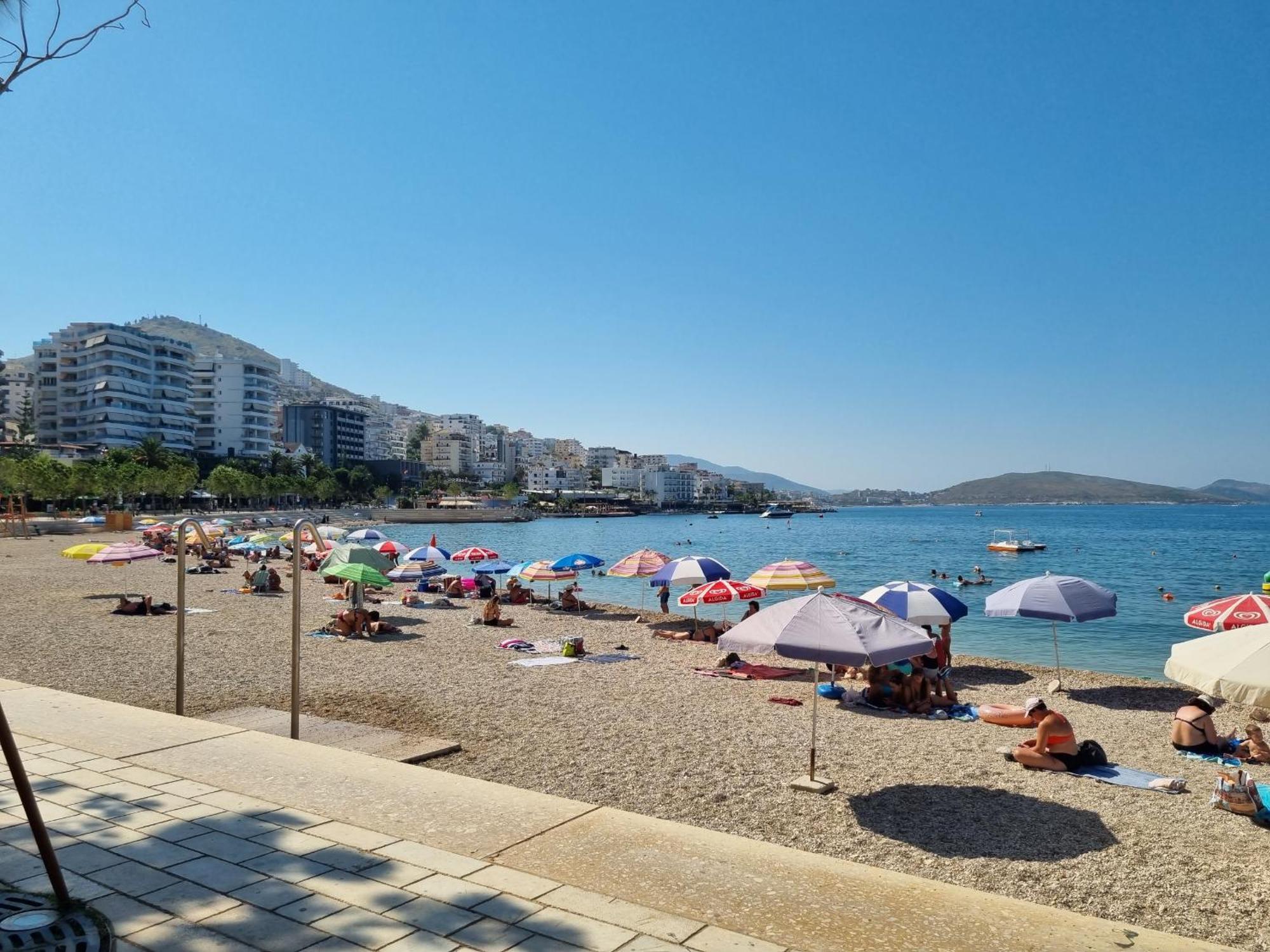 Happy Stay Eri Sarandë エクステリア 写真