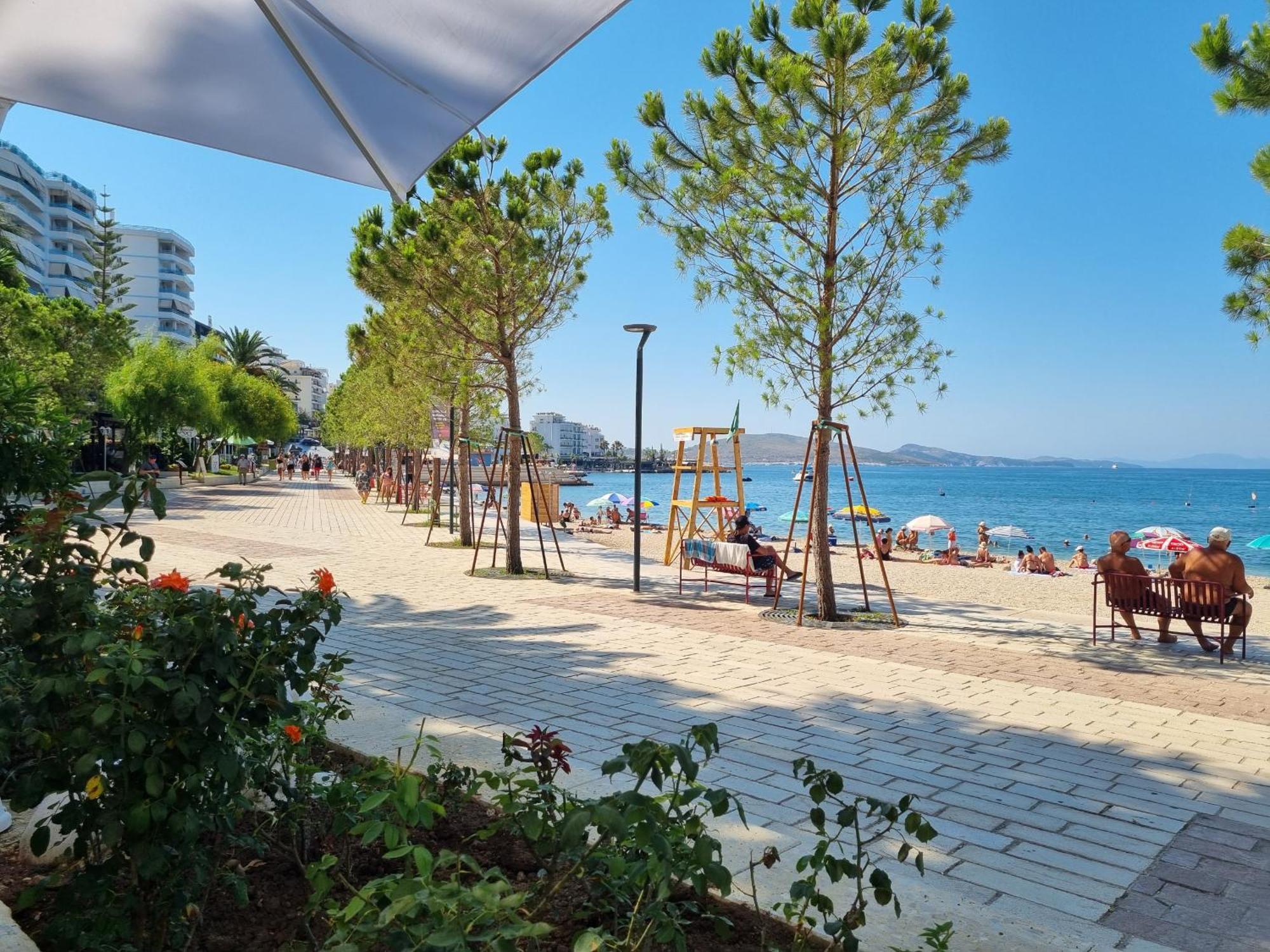 Happy Stay Eri Sarandë エクステリア 写真